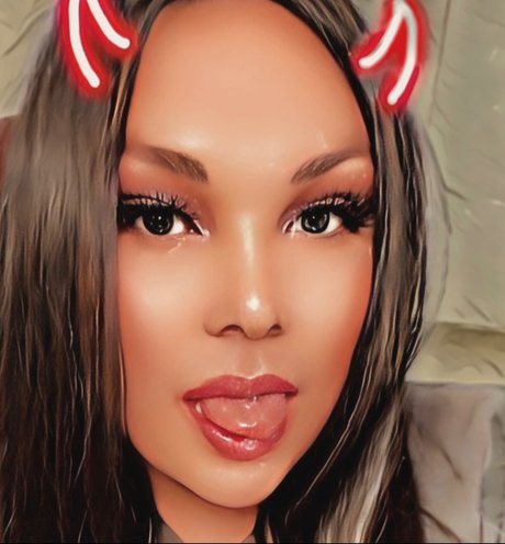 _NATIVE QUEEN VIP onlyfans leaked