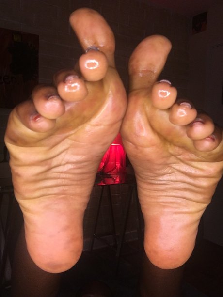 Mistress Cendi onlyfans leams