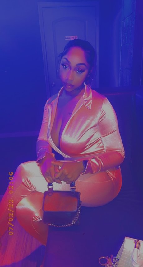 ForeignMulani nude onlyfans