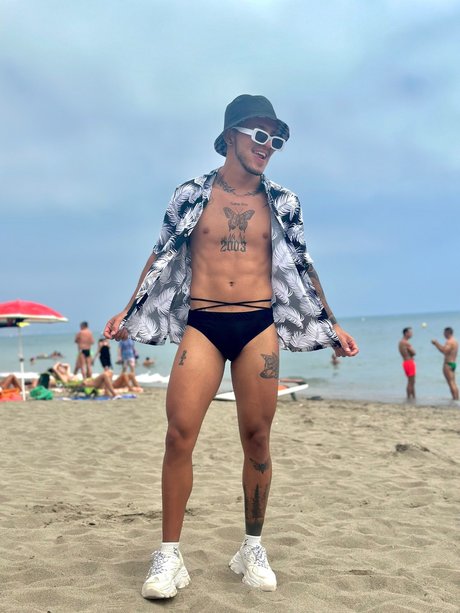 Cristian Alejandro Barreto Ramos boobs onlyfans