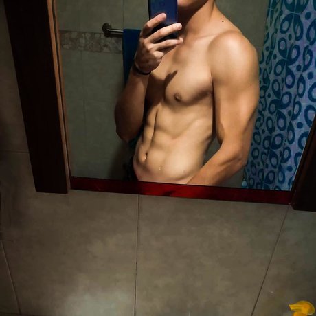 Chris for FREE only fans xxx