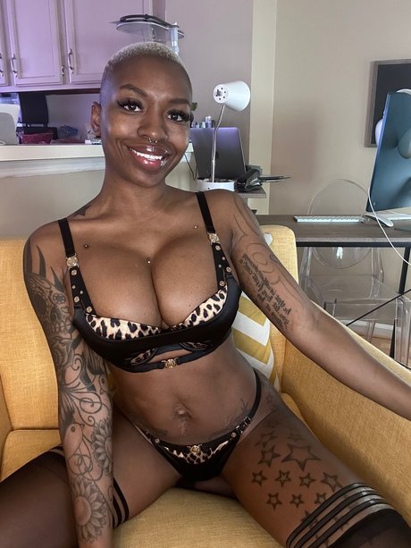 Milo Skye Miss Impossible Pussy nude leak onlyfans