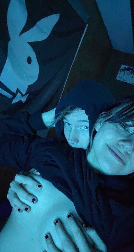 BadgerAndBunni onlyfans archives