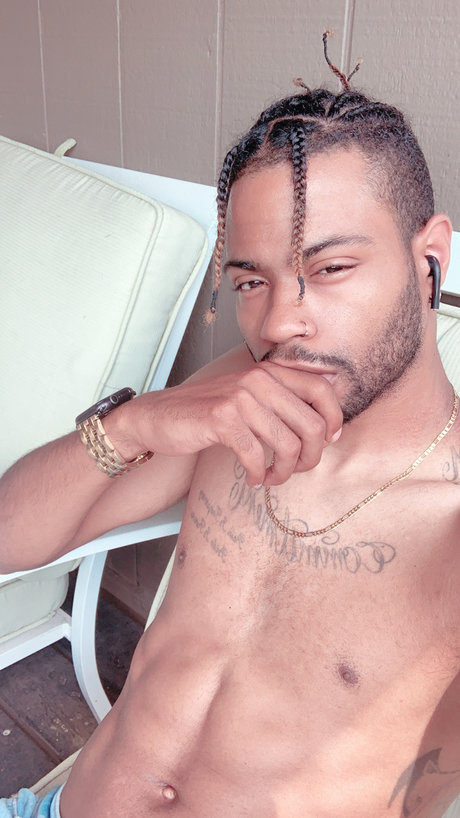 Nealthefinesser tits onlyfans