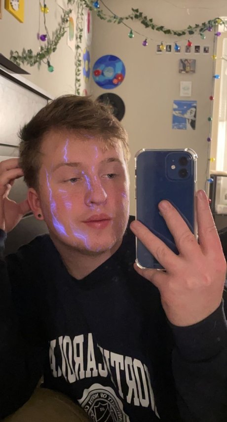 CHRISSY strip onlyfans