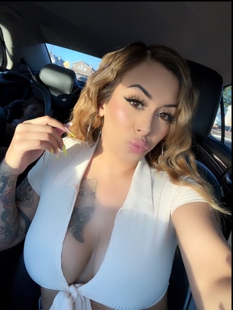 Nayeli Babyy onlyfans leaks