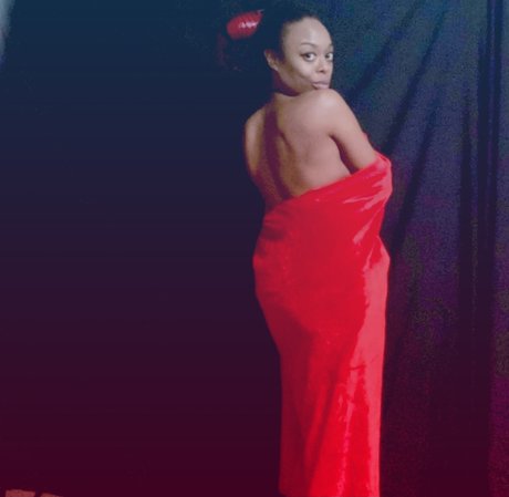 Nikali feet onlyfans