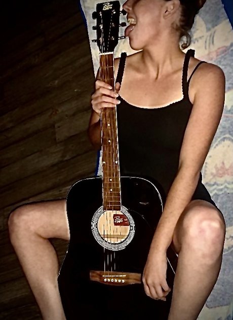 Ellie Trout onlyfans uncensored