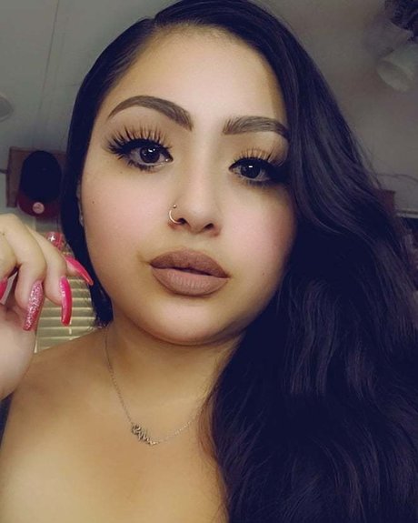 Cute Cabrona onlyfans for free