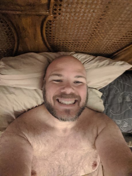 Bear Bob onlyfans nude content