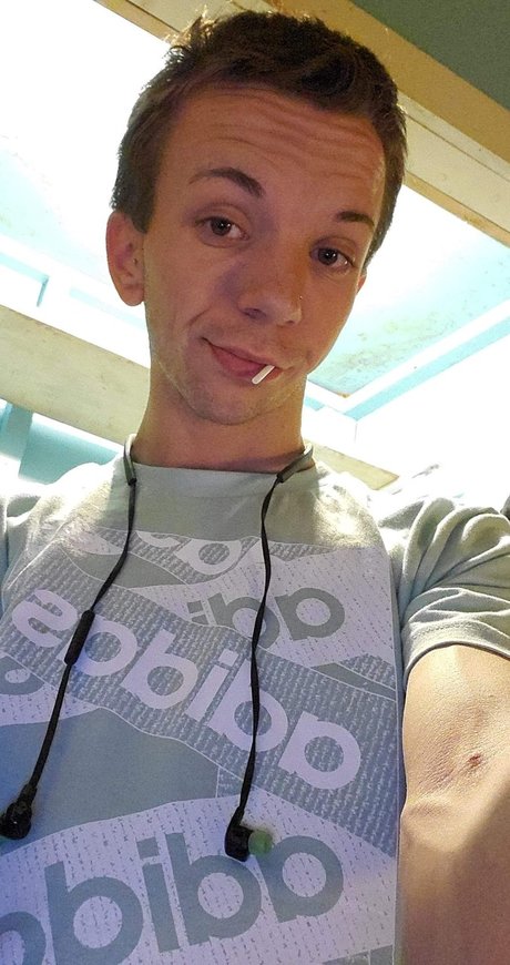 Alexander Devine onlyfans leak