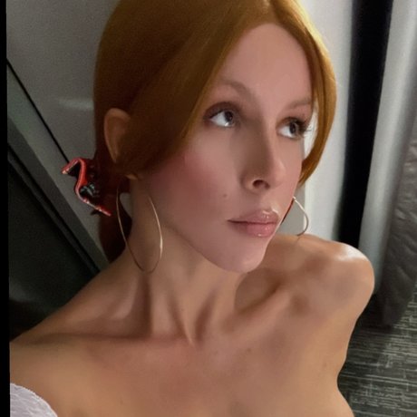 BHADBABI TYLO onlyfans gratis