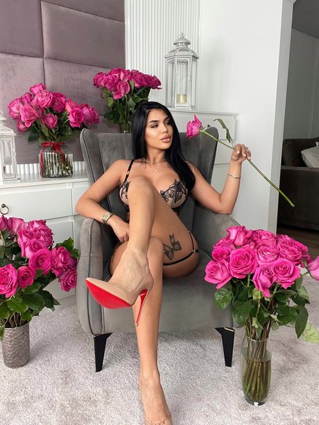 B3llahot onlyfans nude photos