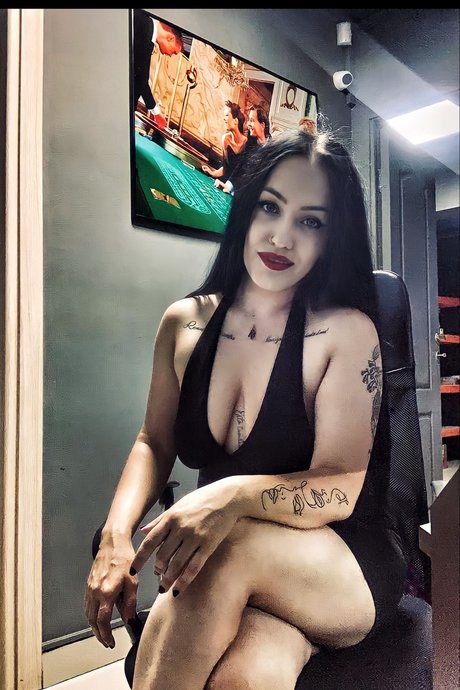 Ayra onlyfans creator