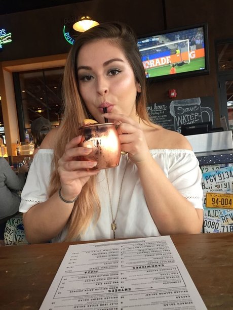 _Allie Jay_ onlyfans naked leaked