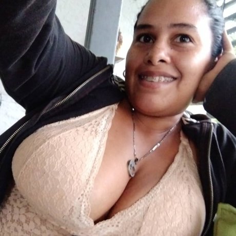 Nelly Castro onlyfans naked leaks