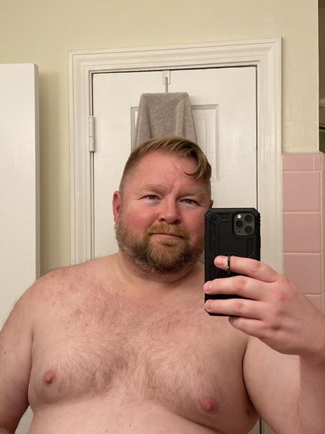 curiousbear73 onlyfans topless