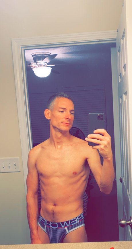 Joshua Oaks desnuda onlyfans