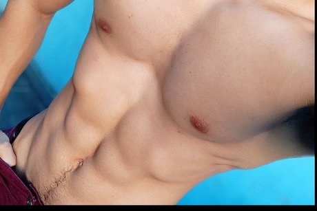 zHenrique Bravo leaked nude onlyfans