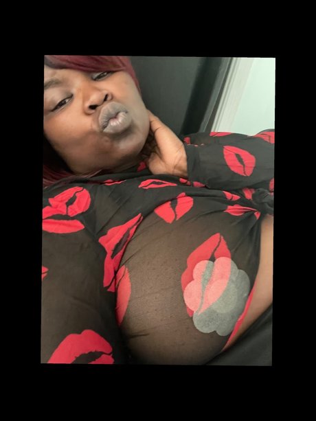 Niamilkmarie tits onlyfans
