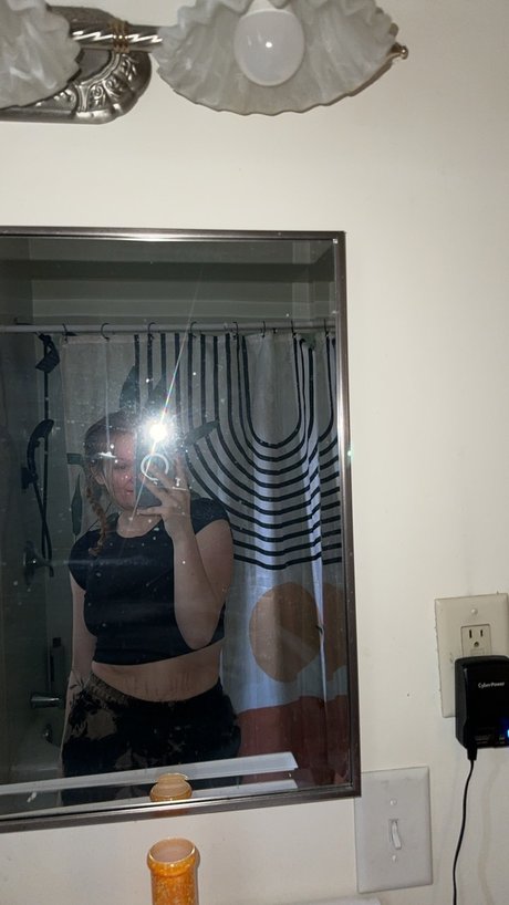 Nevaeh Ostrander onlyfans leaked free