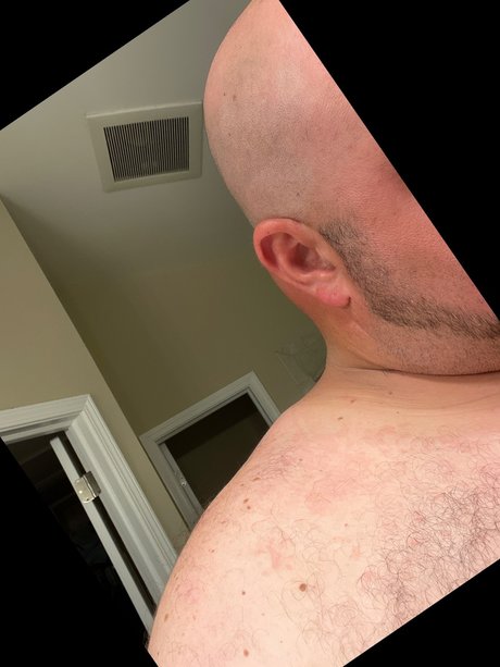 Big Bald Man onlyfans leams