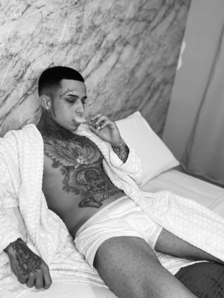 Henriger Gabriel onlyfans nude pics