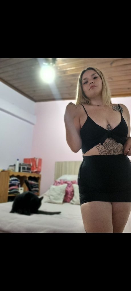 Bellotahot nudes onlyfans leaked