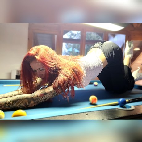 NieKohle onlyfans model