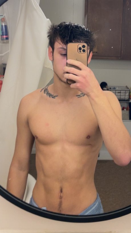 Noah Bentley onlyfans lean
