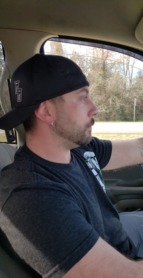 252 diesel mafia onlyfans model photo