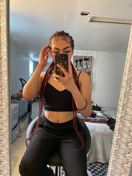 Alexis Dinero onlyfans pics leaked