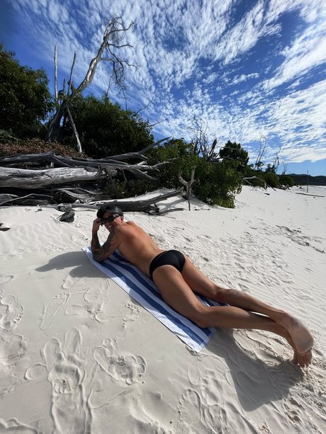 Aussie Troy leaked only fans porn