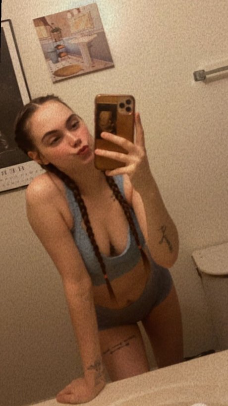 lovely rose naked onlyfans leaked