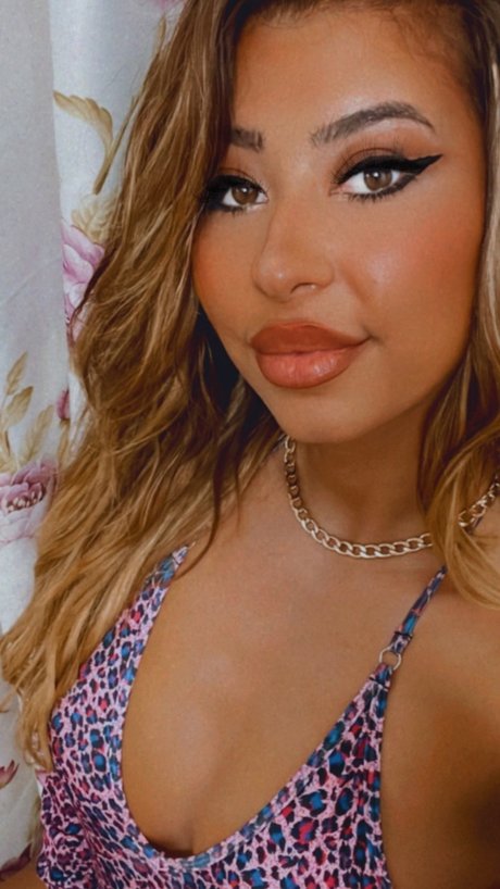 Alexissweety nude on onlyfans