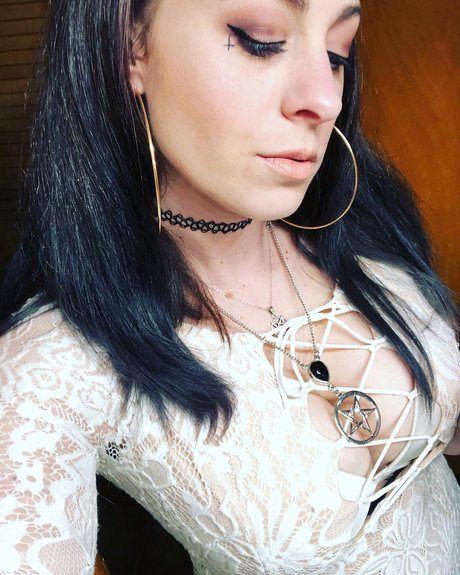 Nik Morningstar nude onlyfans porn