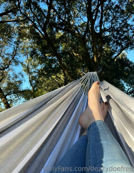 dezzydoefree onlyfans pictures