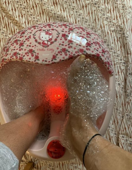 pujaprettyfeet xxx only fans