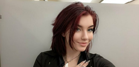 briannaholms Profile pic