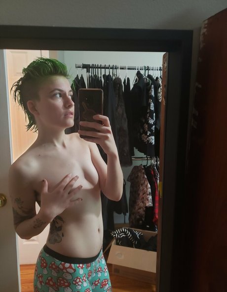 molotovcocktease onlyfans porn leak