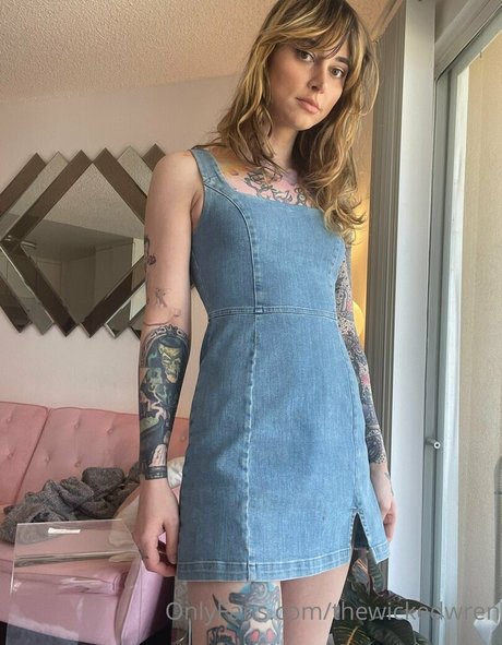 thewickedwren nudes onlyfans leak