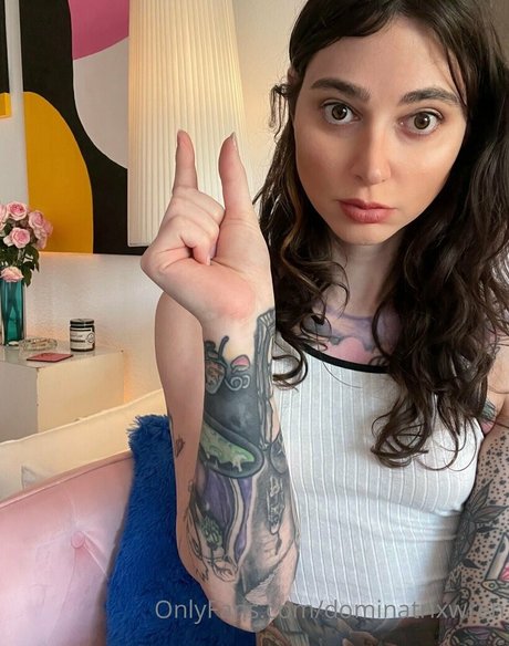 thewickedwren nudes onlyfans leaks