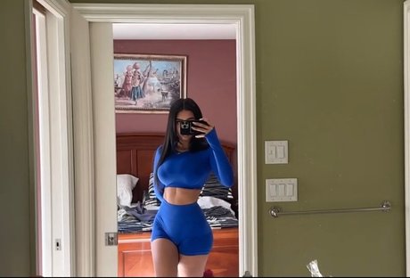 Kareena Bachra nudes onlyfans leak