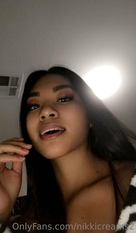 nikkicreams2 nude leaked onlyfans