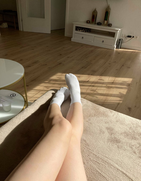 moon less onlyfans exposed