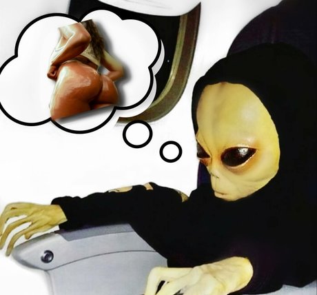 Sophia Cardinez onlyfans images