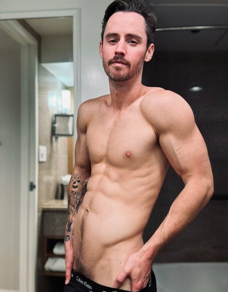 phat ass onlyfans exclusive visual