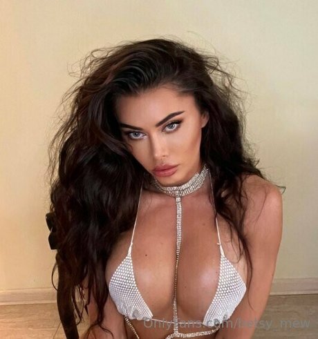betsy mew only fans naked