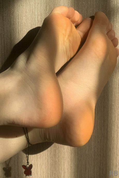 rubybunnyy onlyfans nude leak