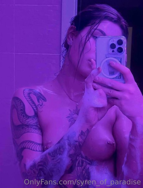 syren of paradise onlyfans model